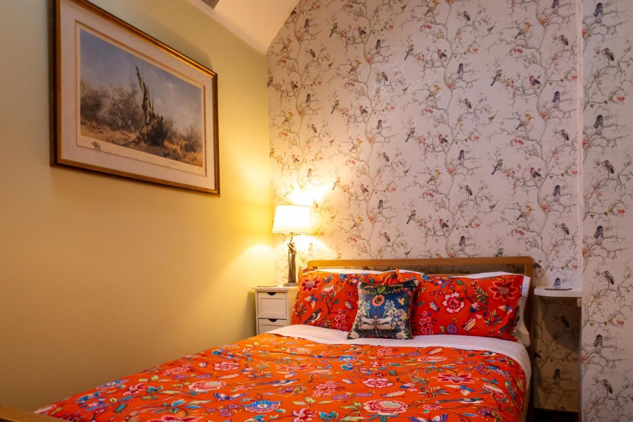 River Nene Cottages Water Newton Экстерьер фото