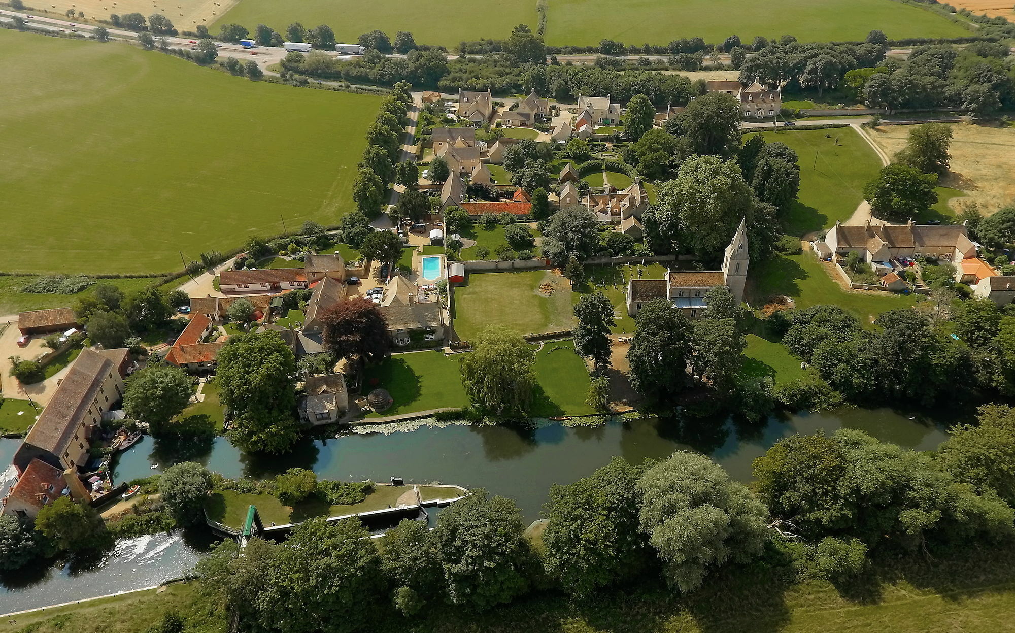 River Nene Cottages Water Newton Экстерьер фото