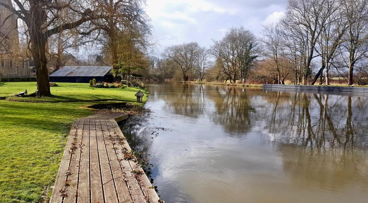 River Nene Cottages Water Newton Экстерьер фото