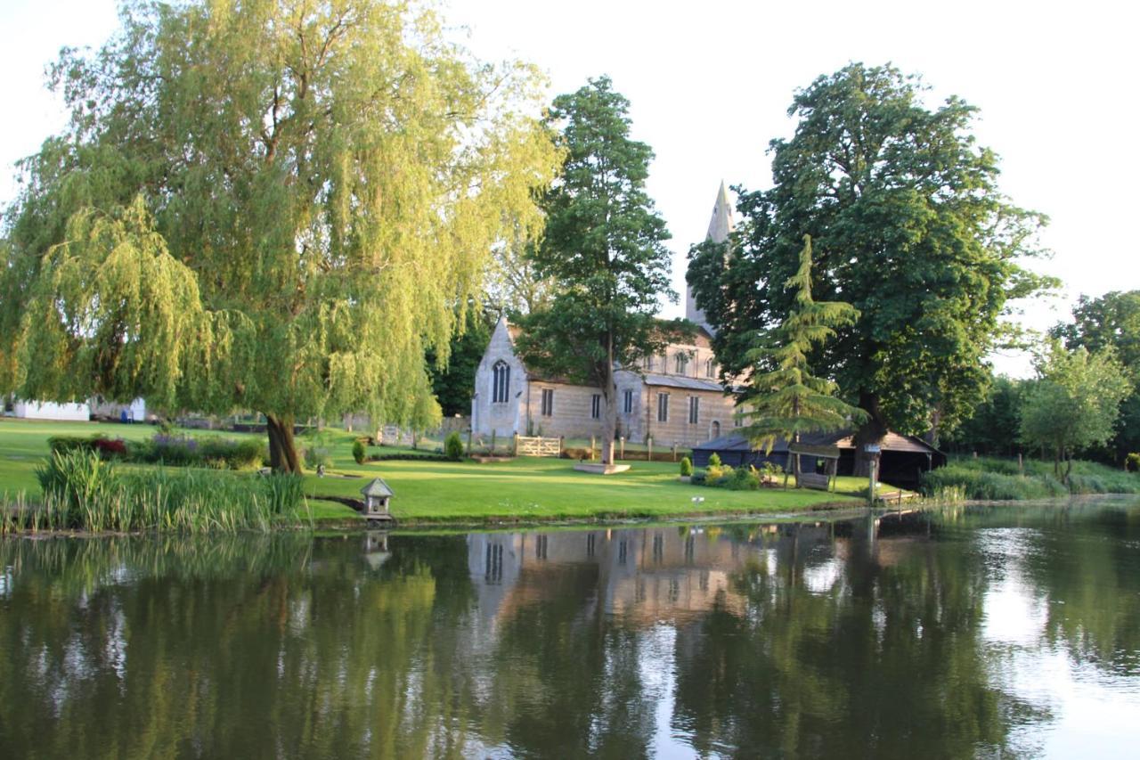 River Nene Cottages Water Newton Экстерьер фото