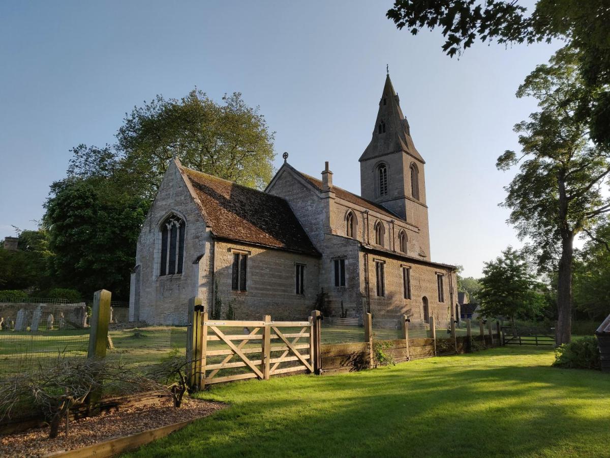 River Nene Cottages Water Newton Экстерьер фото